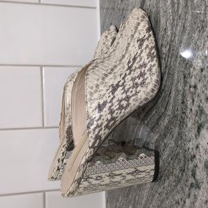 Louise et Cie Lo-Korella Snake Skin Chunky heel Mules Peep toe